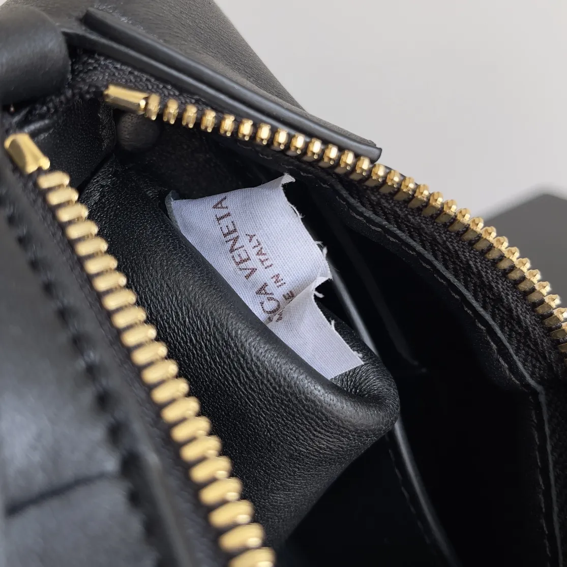 보테가베네타 스몰 브릭 여성 카세트백 - 이미지 8