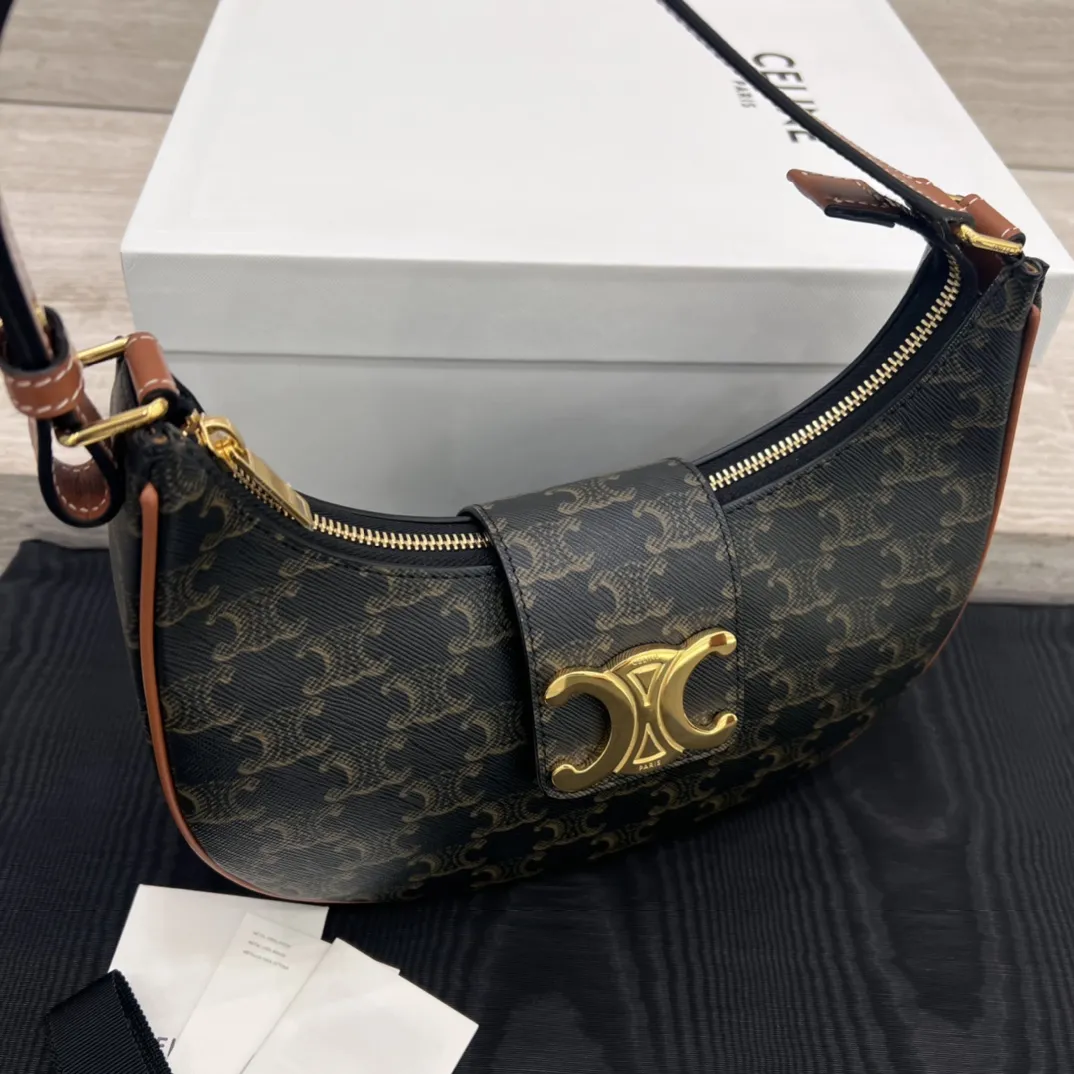 셀린느 아바백 - 이미지 8