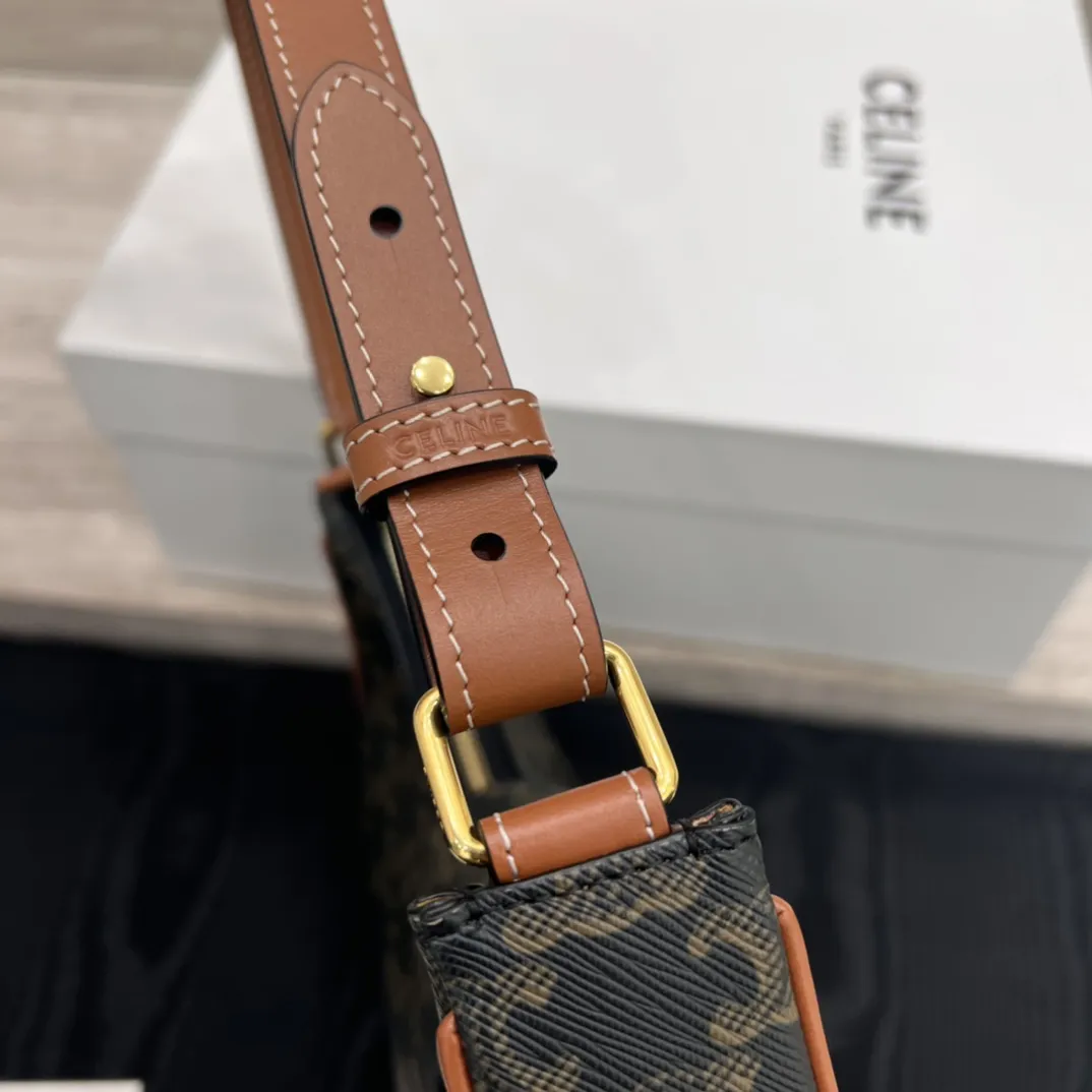 셀린느 아바백 - 이미지 10