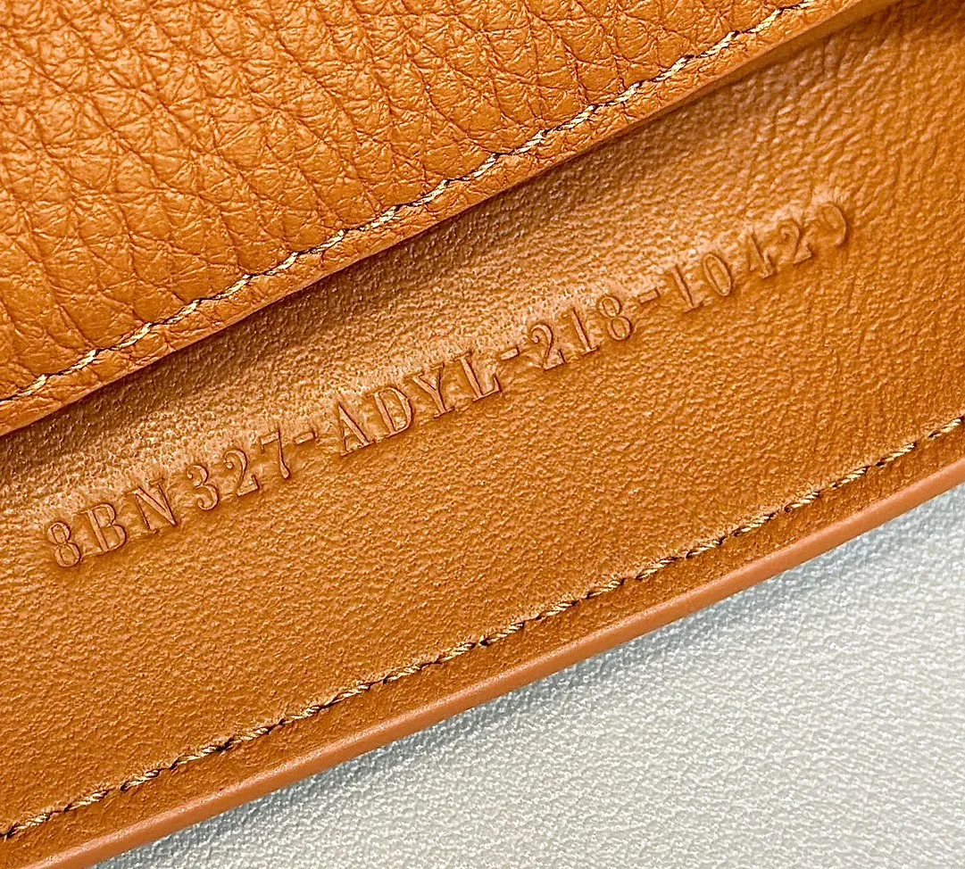 펜디 피카부 - 이미지 7