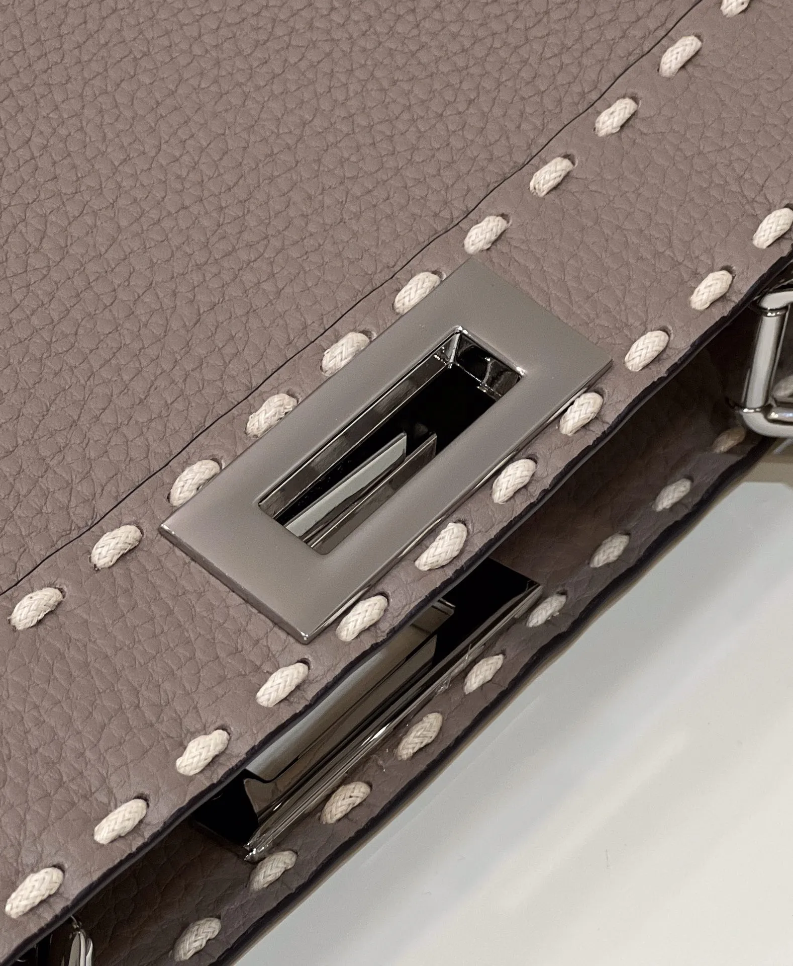 펜디 피카부 - 이미지 6