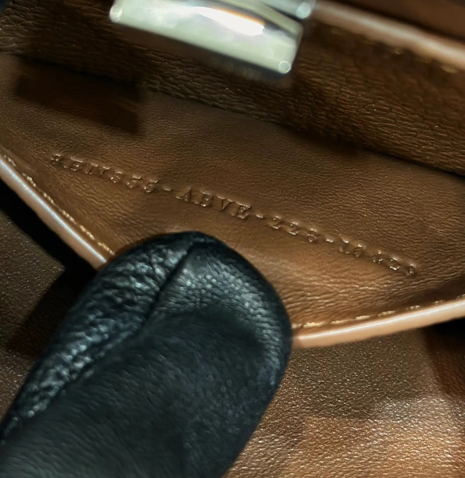 펜디 피카부 I SEE YOU - 이미지 8