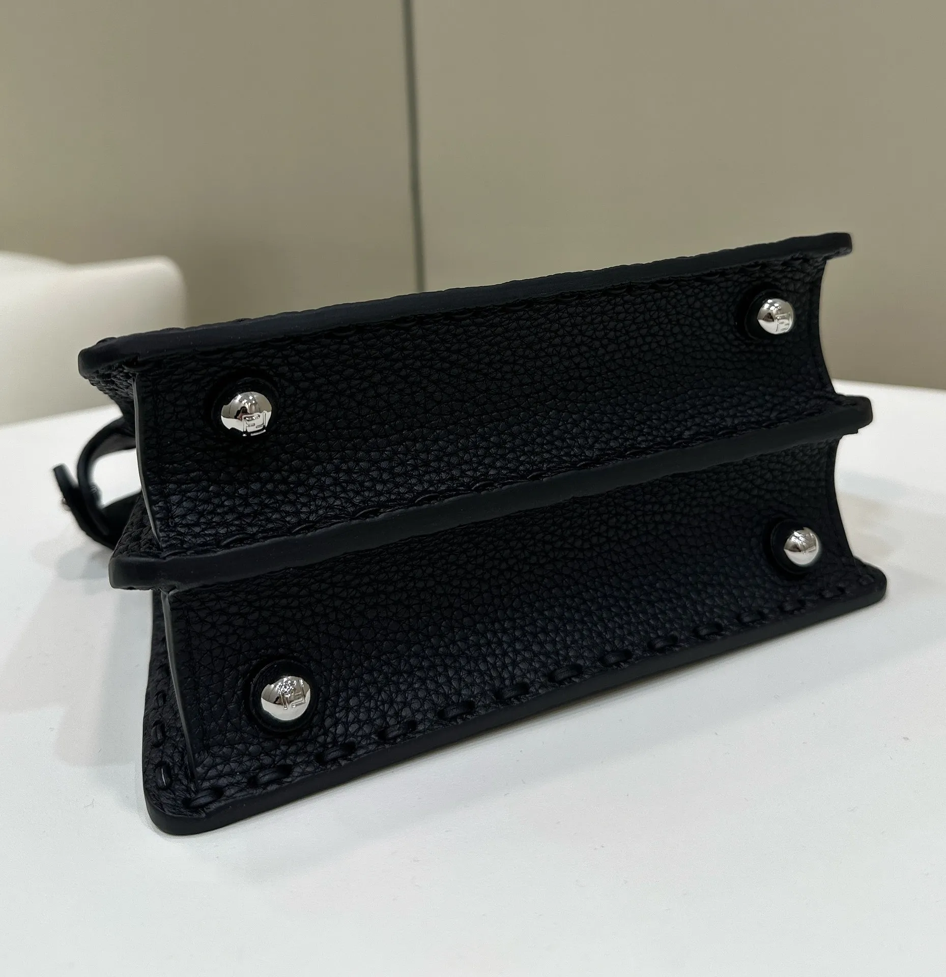 펜디 피카부 I SEE YOU - 이미지 5