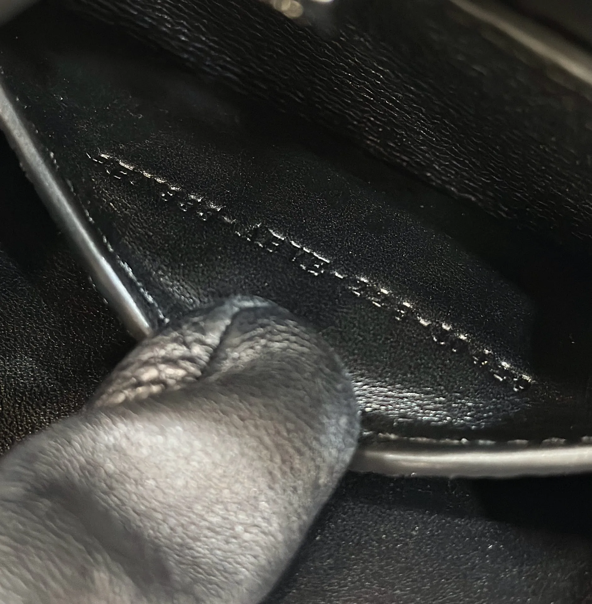 펜디 피카부 I SEE YOU - 이미지 9