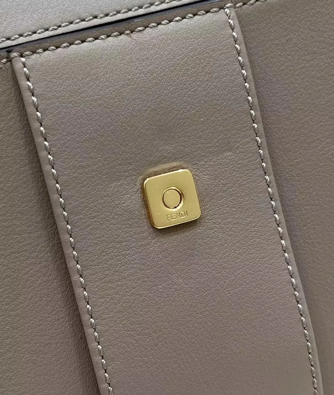 펜디 피카부 - 이미지 8