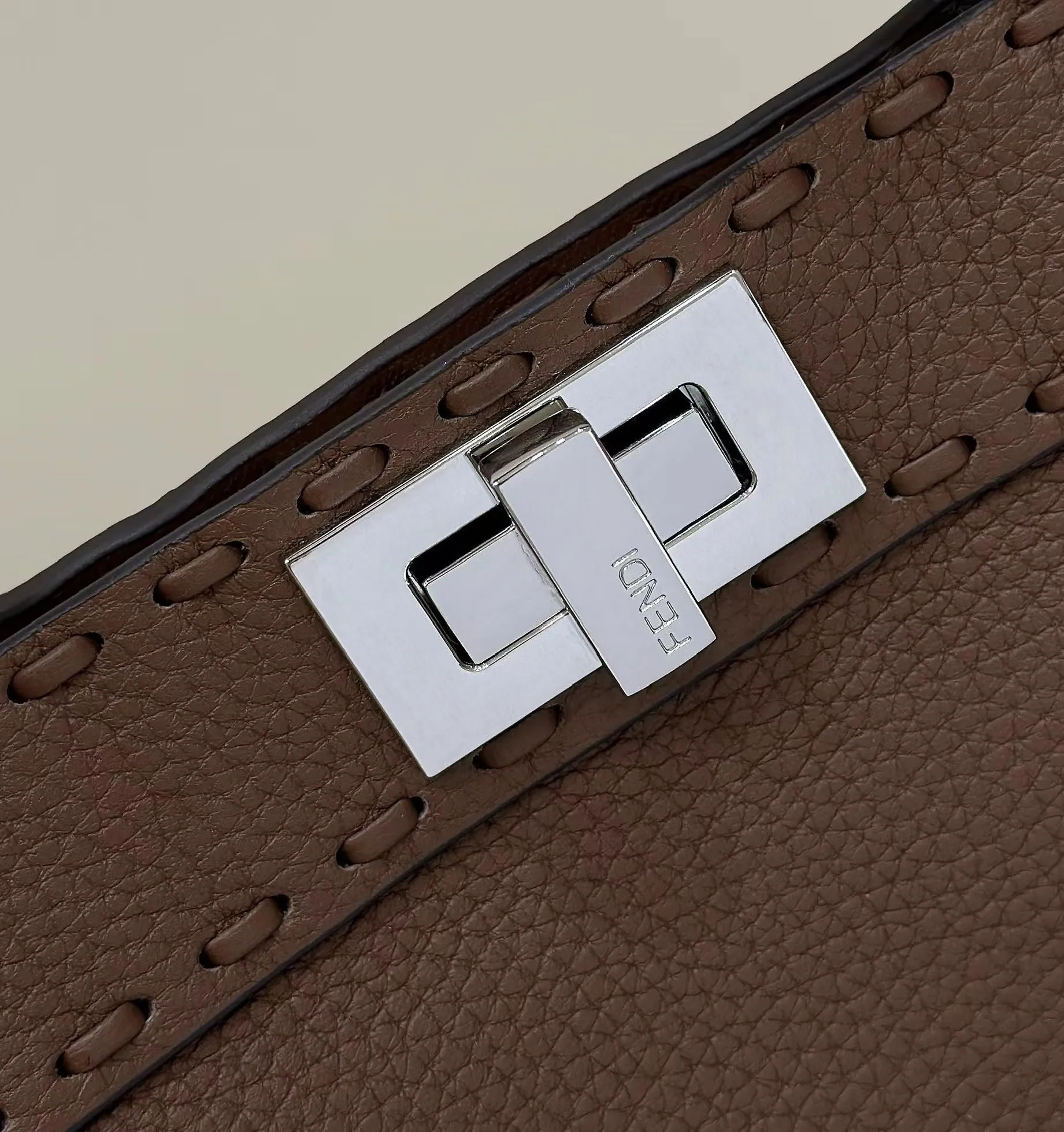 펜디 피카부 - 이미지 8