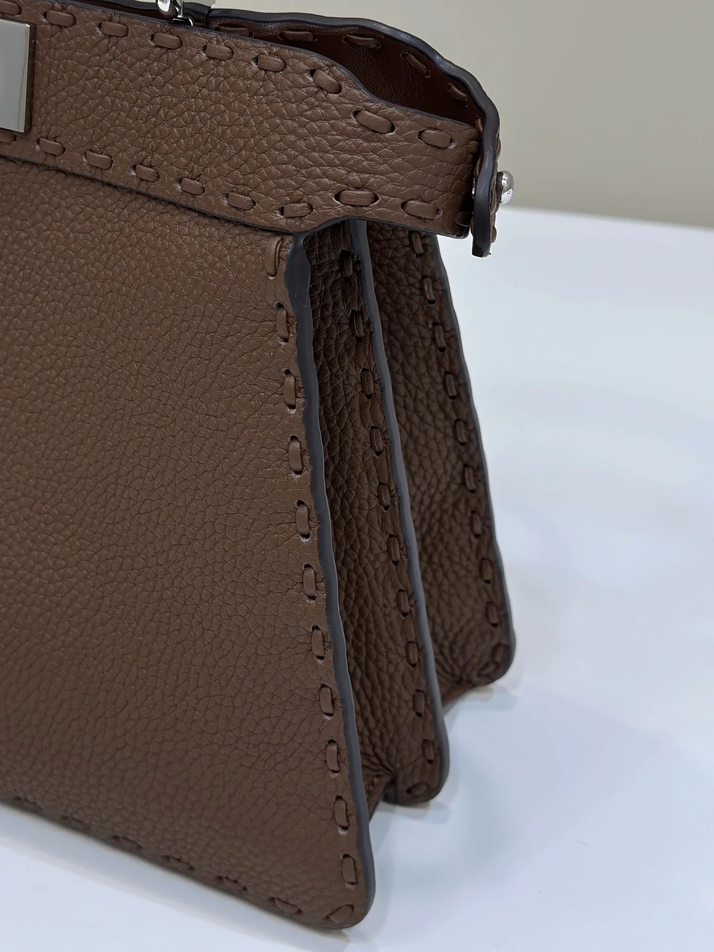 펜디 피카부 - 이미지 9