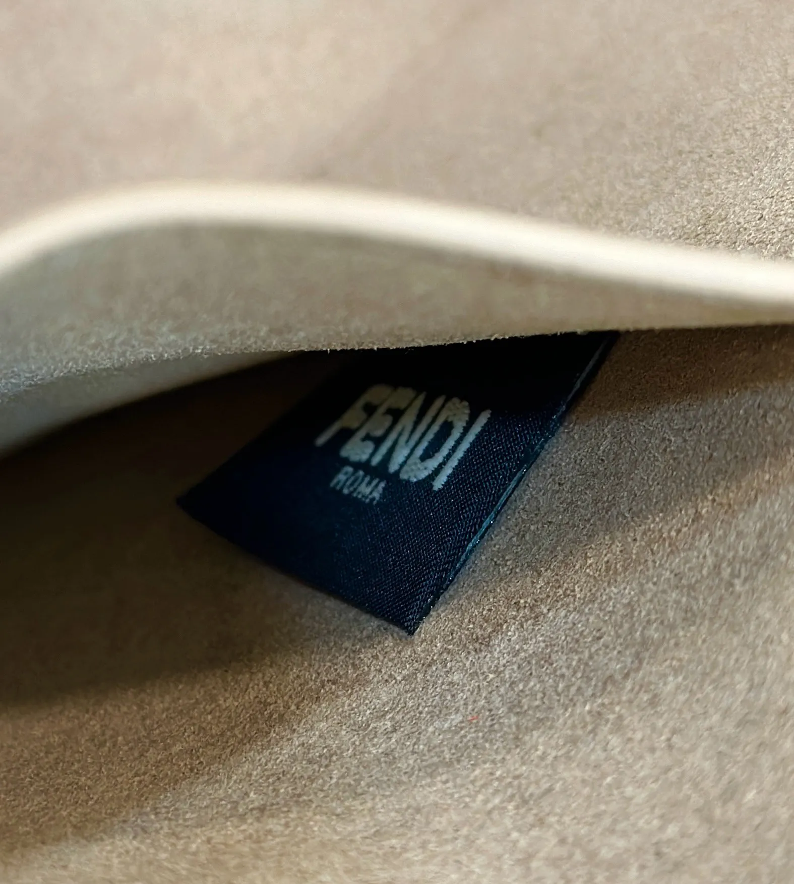 펜디 오리가미 - 이미지 8