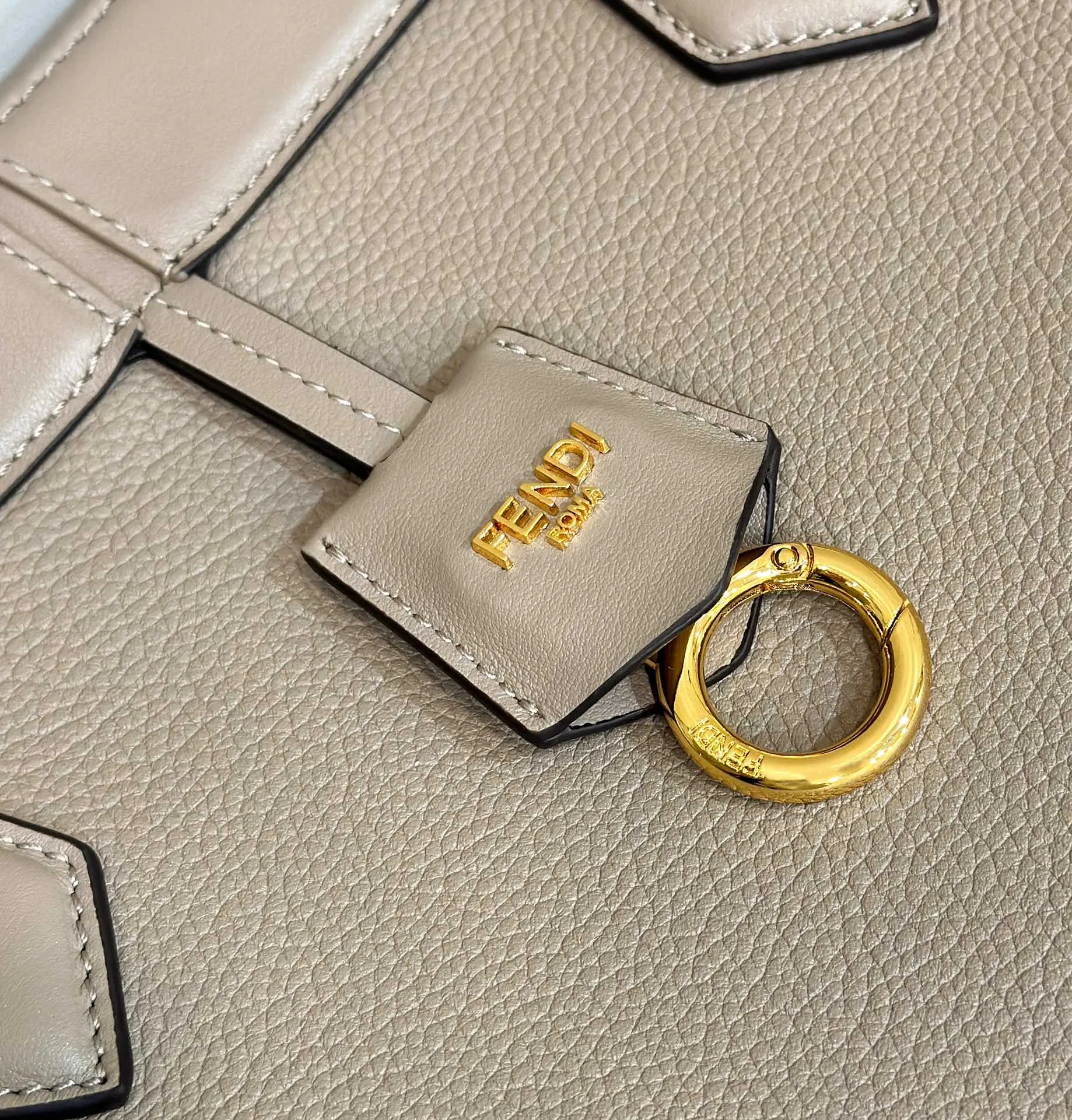 펜디 오리가미 - 이미지 8