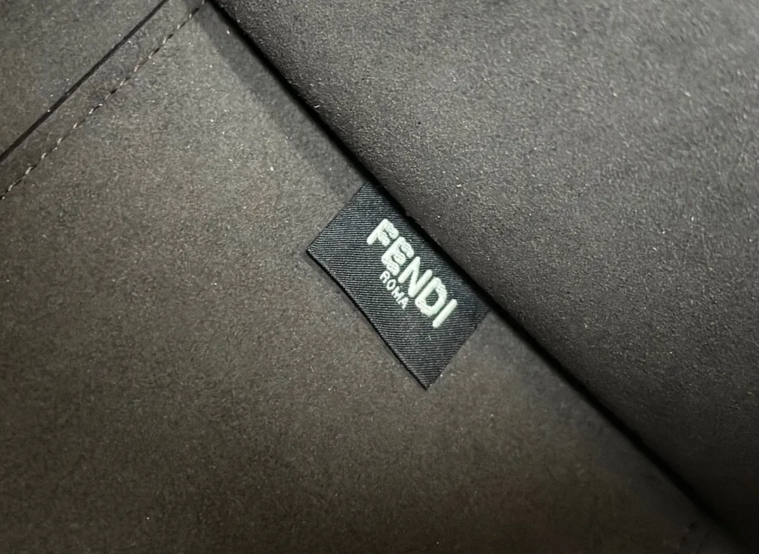 펜디 토트 - 이미지 7