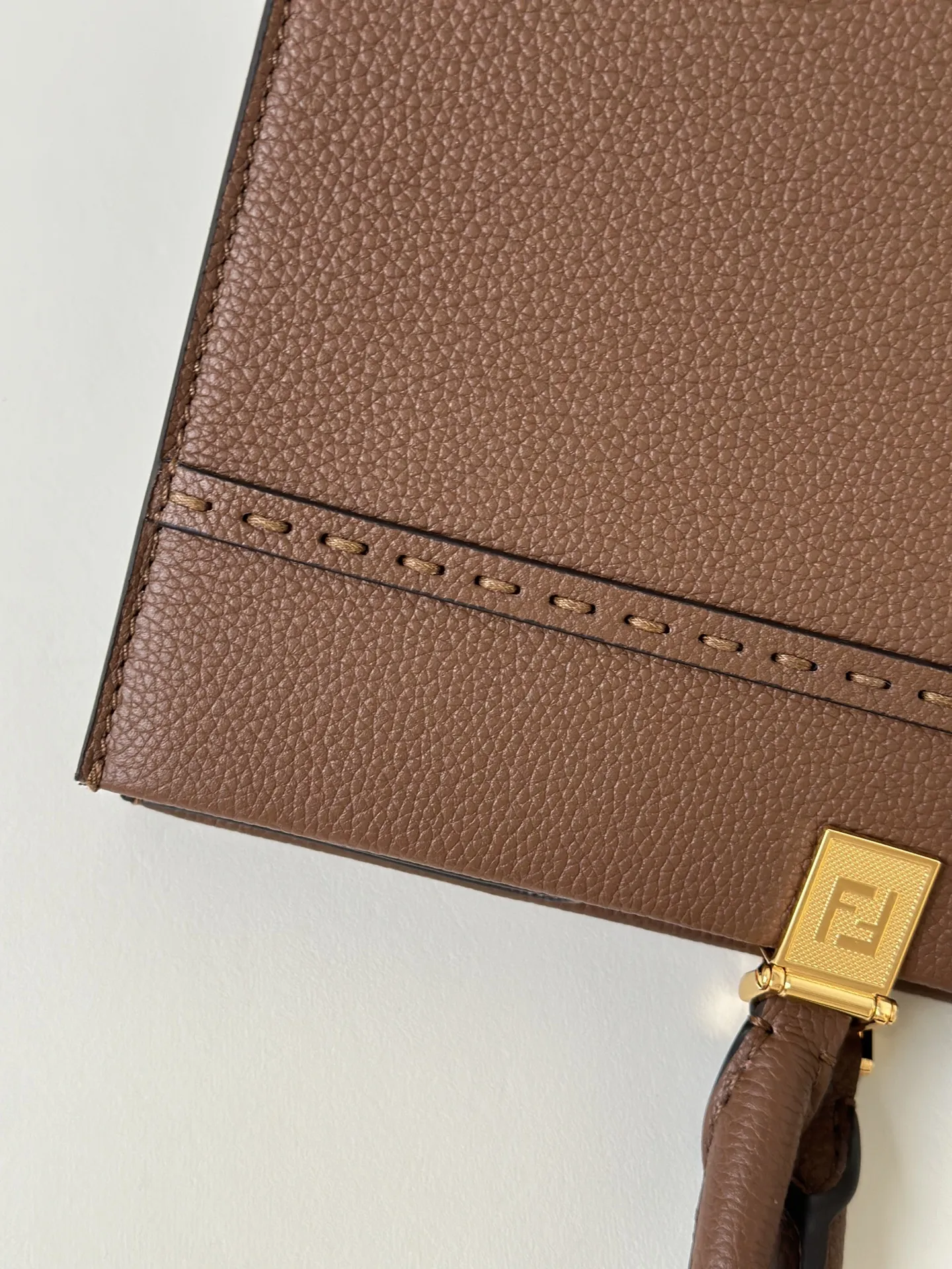 펜디 토트 - 이미지 6