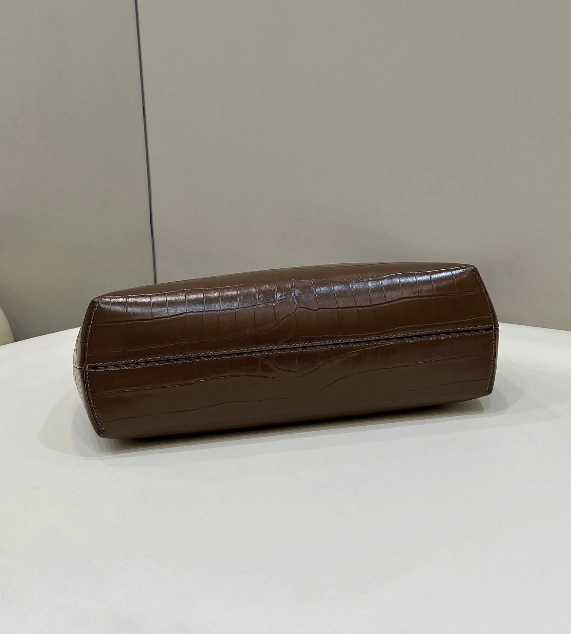 펜디 퍼스트 - 이미지 5