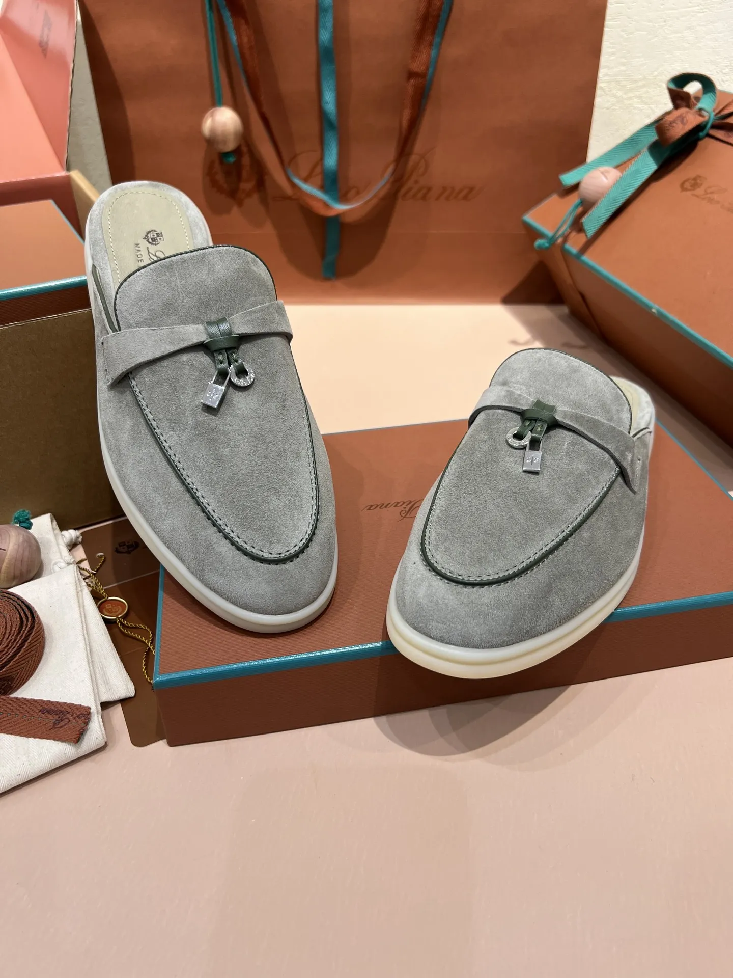 로로피아나 - 이미지 4