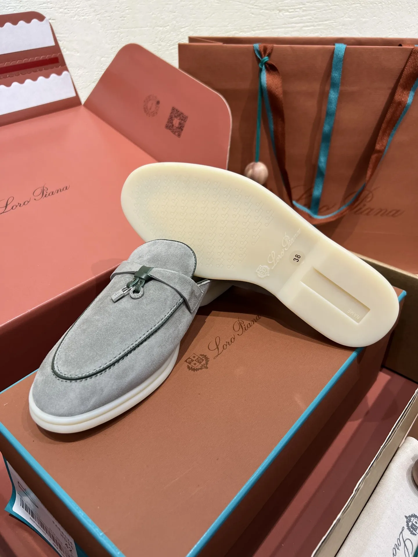 로로피아나 - 이미지 3