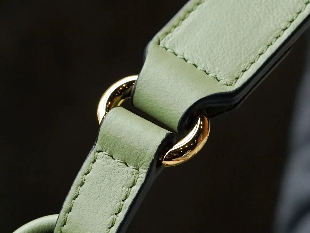 구찌 브론디 숄더백 - 이미지 9