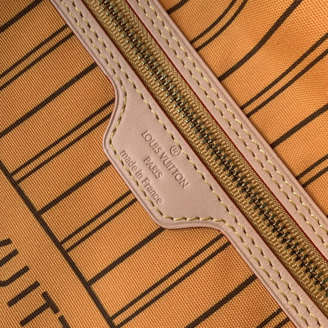 루이비통 네버풀 반둘리에 인사이드 아웃 MM - 이미지 9