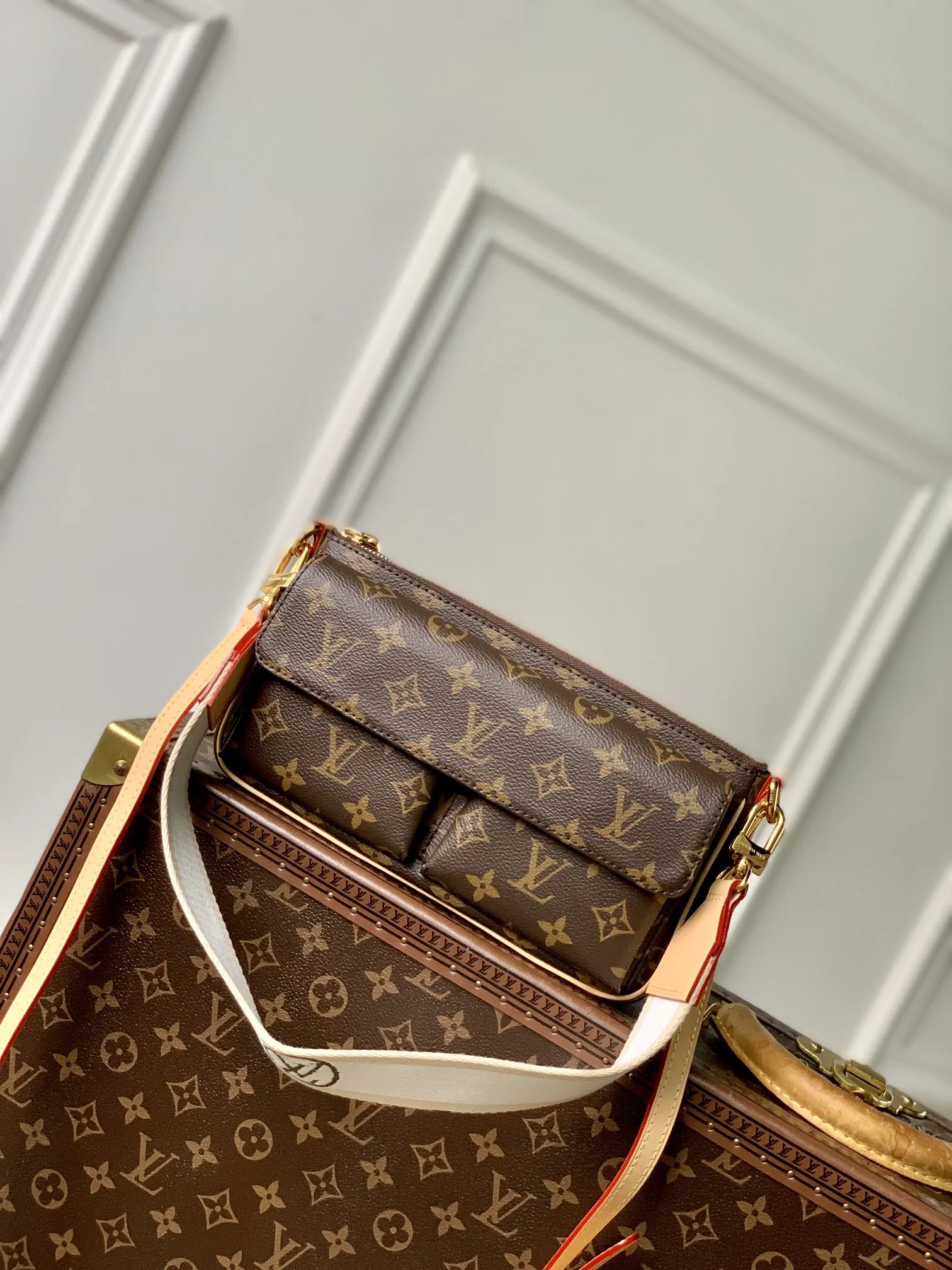 루이비통 비바시떼 모노그램 - 이미지 4