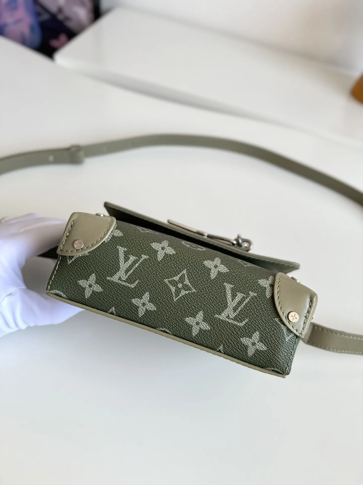 루이비통 스티머웨어러블월릿기타모노그램 - 이미지 6