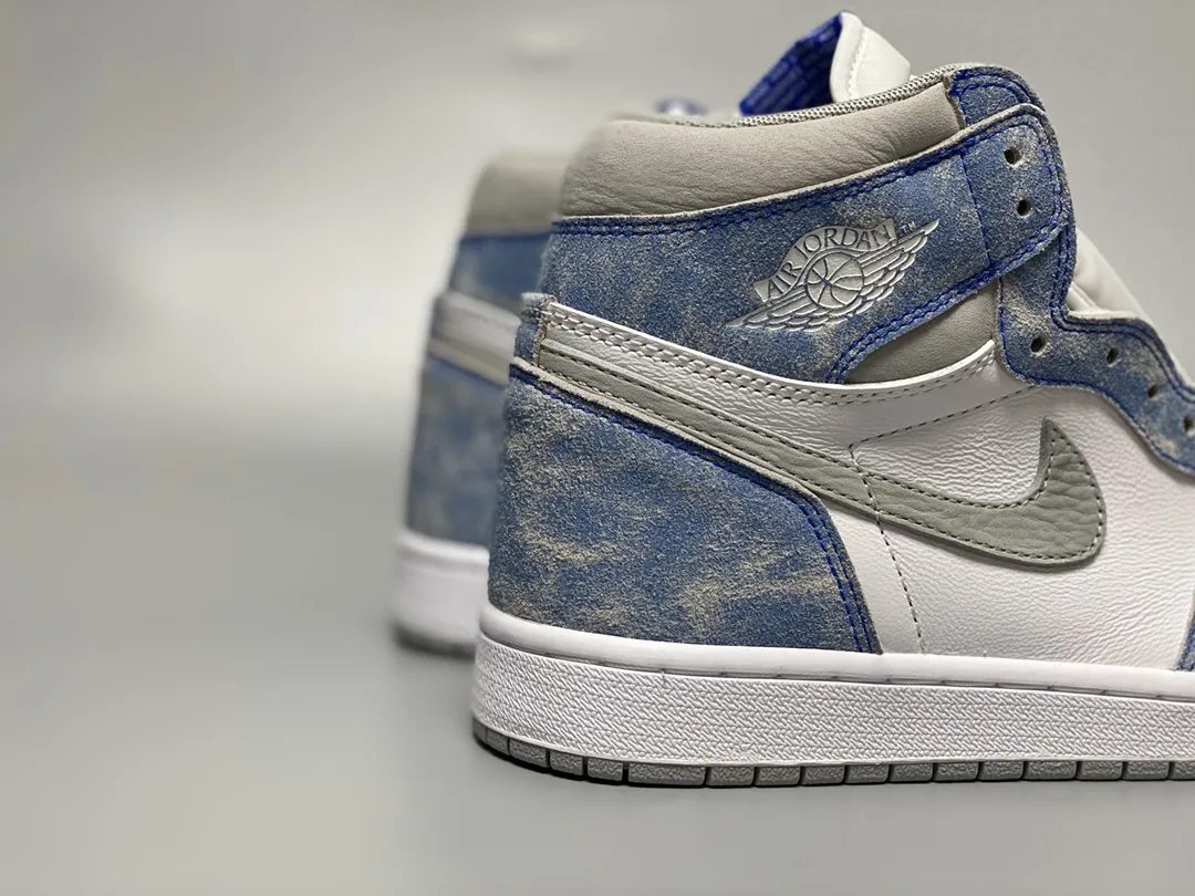 나이키 Air Jordan 1 Retro High OG Hyper Royal - 이미지 6
