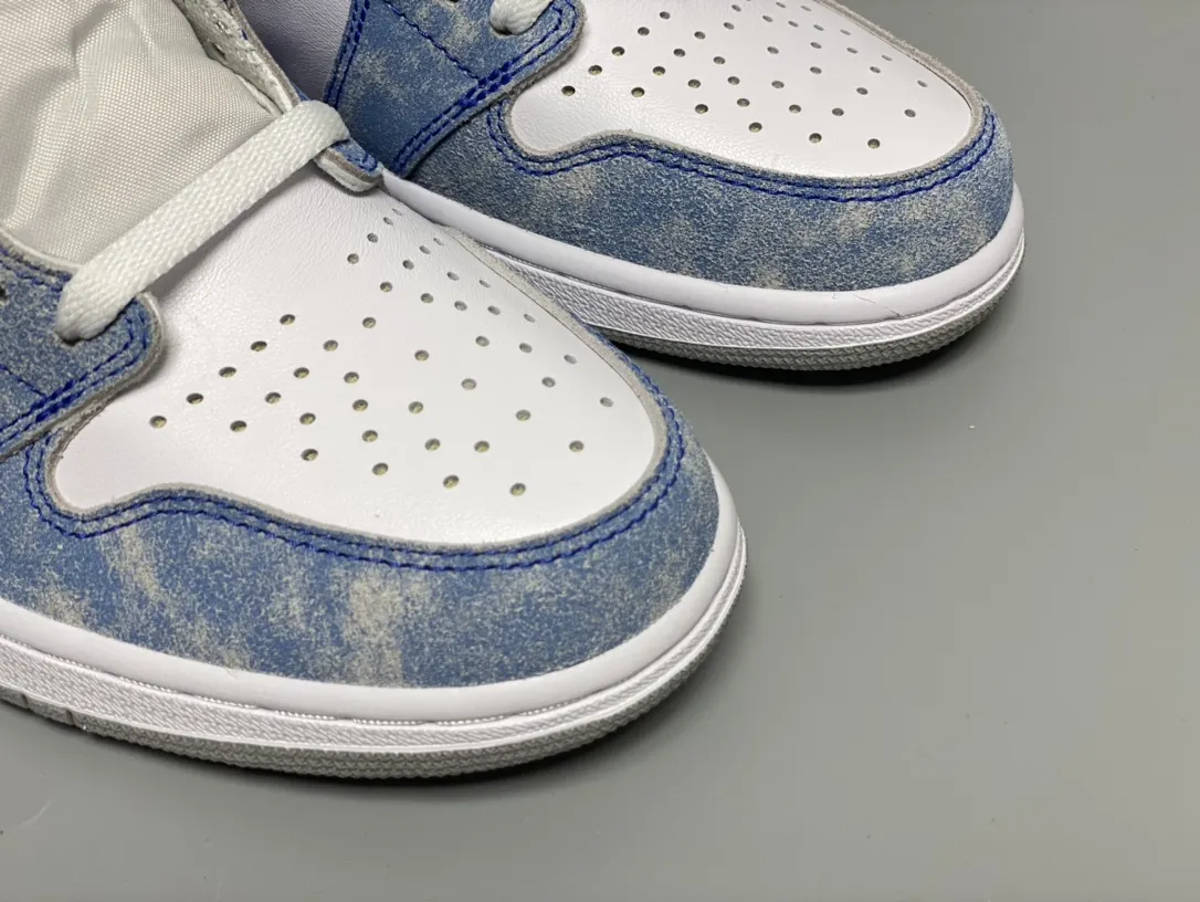 나이키 Air Jordan 1 Retro High OG Hyper Royal - 이미지 7