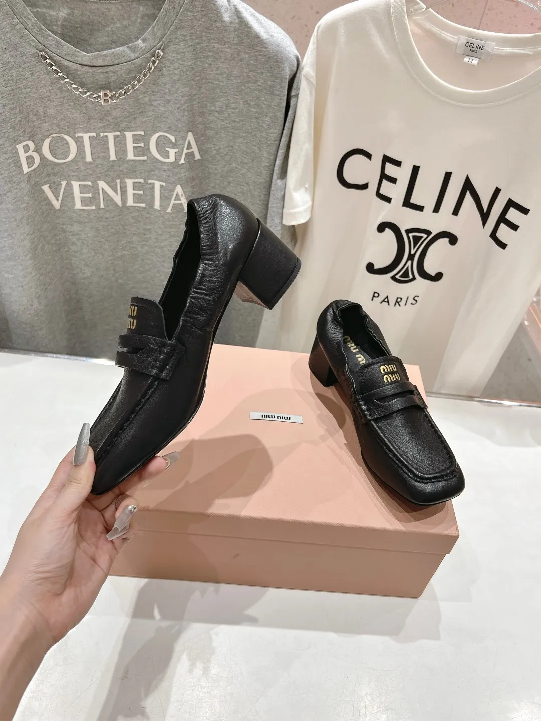 미우미우 펌프스 - 이미지 3