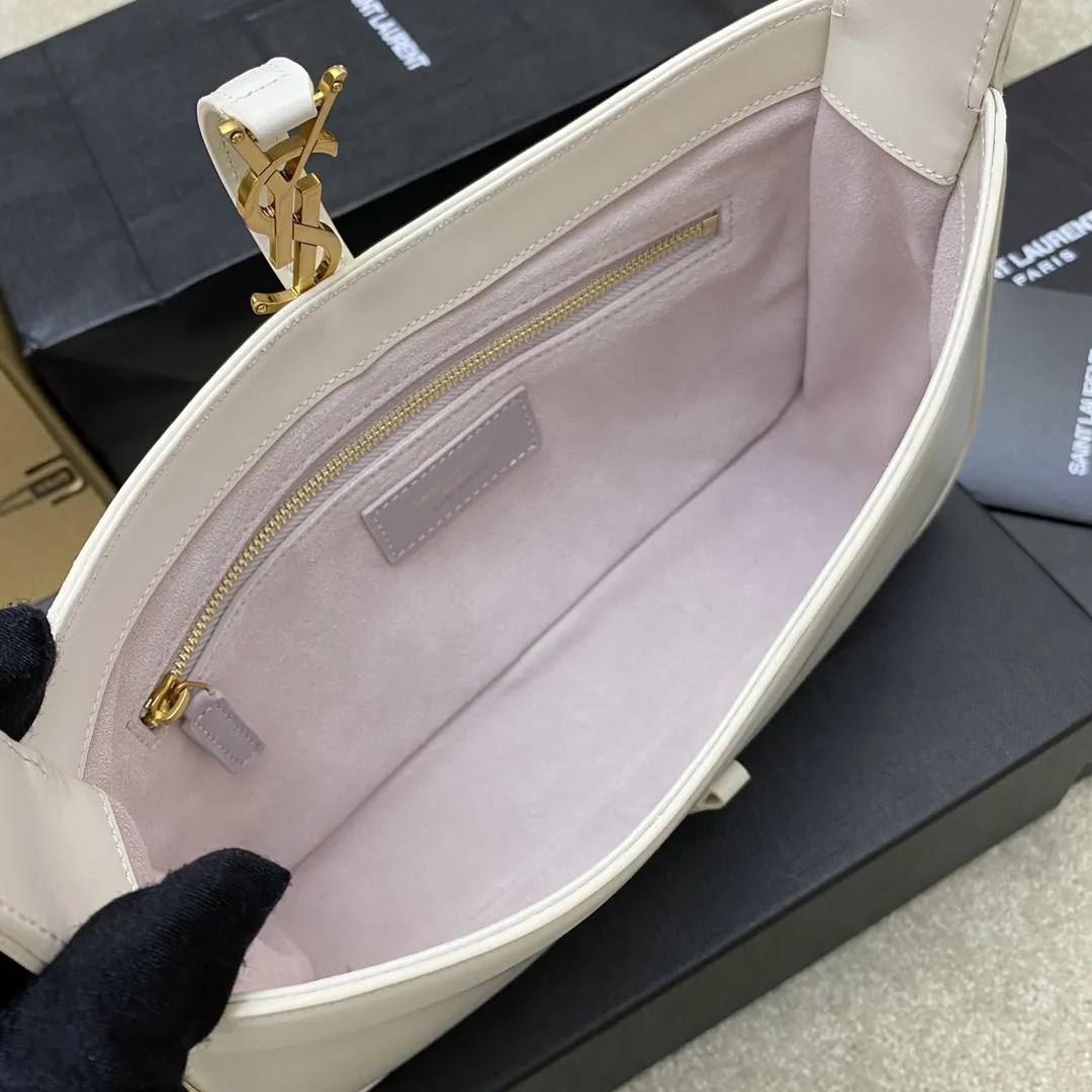 입생로랑 호보백 - 이미지 6